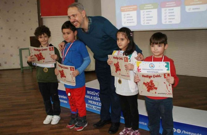Bilecik’te Akıl Oyunları Turnuvası Düzenlendi