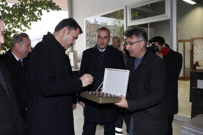 Bakan Murat Kurum: “Bizler Hiçbir Zaman Sahadan, Esnafımızın Yanından Ayrılmadık”