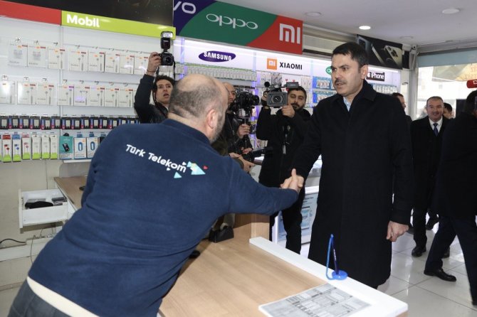 Bakan Murat Kurum: “Bizler Hiçbir Zaman Sahadan, Esnafımızın Yanından Ayrılmadık”