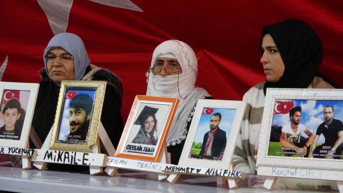 Evlat Direnişi Bin 244 Gündür Devam Ediyor