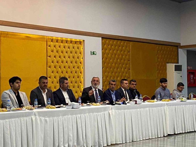 Metiner: "Türk Kardeşlerimiz Pkk-hdp’ye Bakarak Kürtleri Bunlardan İbaret Zannetmesinler"