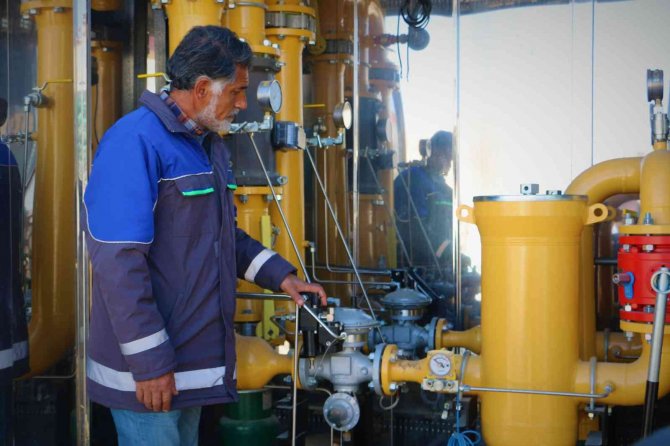 Diyarbakır’ın Hani İlçesine Doğalgaz Çekildi, Vatandaş Rahatlığa Kavuştu