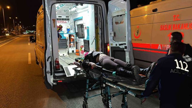 Taksi Dehşet Saçtı: İ̇ki Otomobilin Köprüden Uçtuğu Kazada 2’si Ağır 5 Kişi Yaralandı