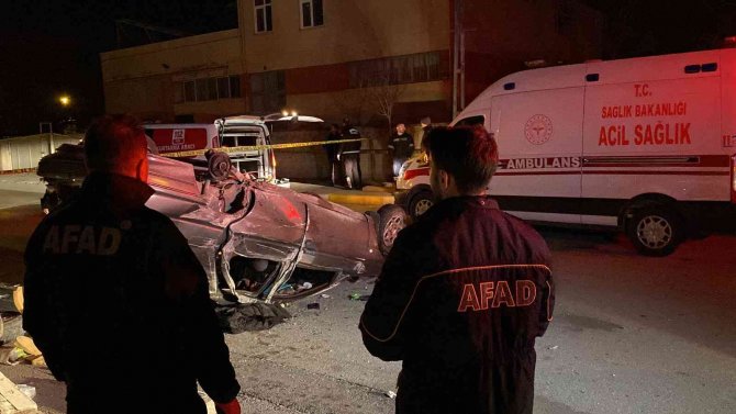 Erzincan’da Trafik Kazası: 1 Ölü, 1’i Ağır 2 Yaralı
