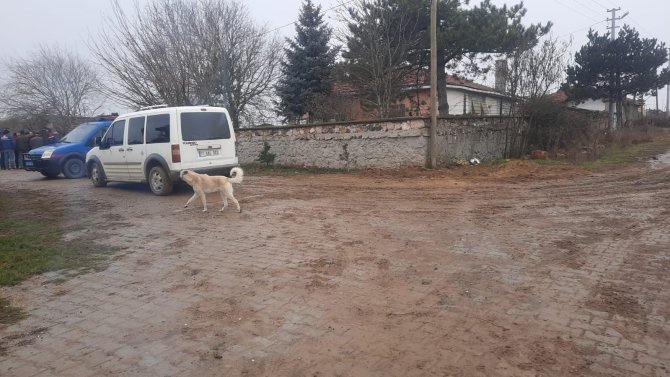 Emekli Astsubay Eşi Ve Çocuklarını Öldürdü