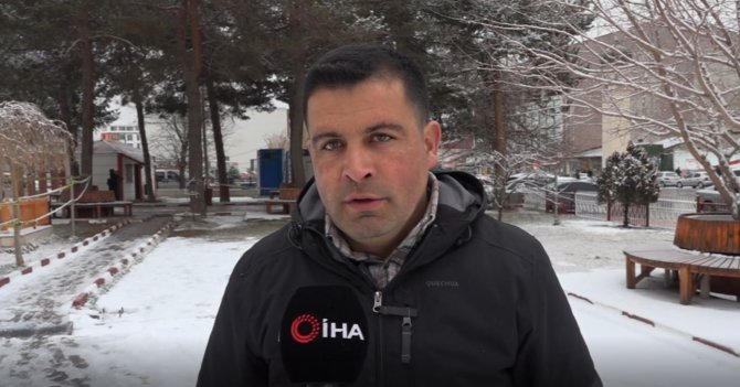 Erciş’te Beklenen Kar Yağışı Başladı