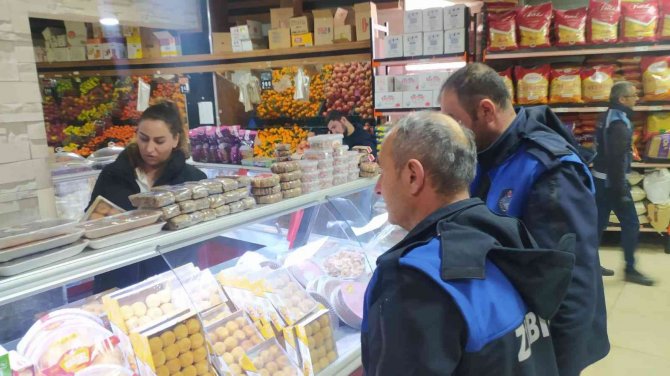 Yüksekova Belediyesi Zincir Marketleri Denetledi