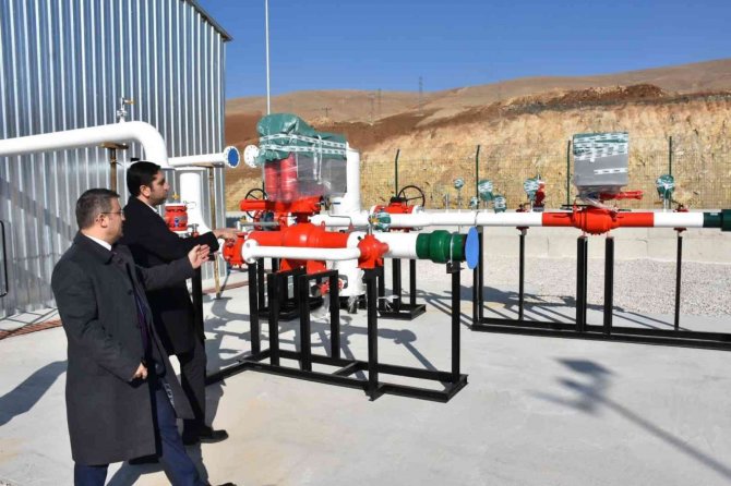 Kaymakam Çimşit, Devam Eden Doğalgaz Çalışmalarını Yerinde İnceledi