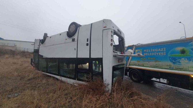 Kayseri’de Yoldan Çıkan İşçi Servisi Takla Attı: Çok Sayıda Yaralı Var