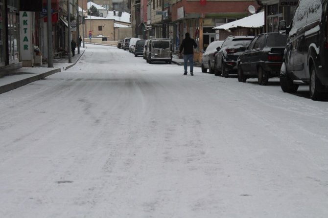 Kurak Geçen Günlerin Ardından Bayburt Beyaz Gelinliğini Giyindi