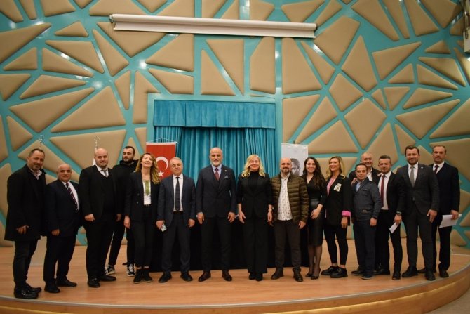 Nilüfer Belediyespor’da Tamer İşler’e Güven Oyu