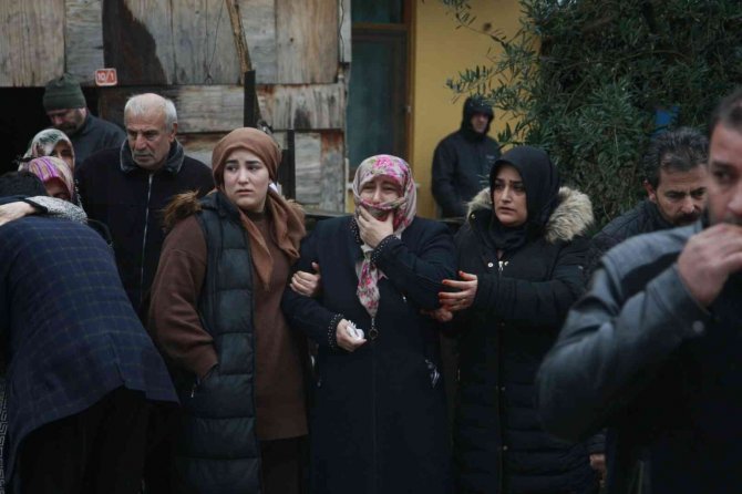 Cinayete Kurban Giden 4 Kişi Son Yolculuklarına Uğurlandı