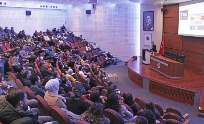 Atatürk Üniversitesinde "Sosyal Ve Beşeri Bilimlerde Yenilikçi Çözümler" Konuşuldu