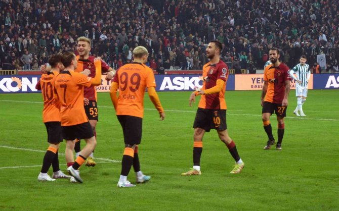 Spor Toto Süper Lig: Giresunspor: 0 - Galatasaray: 4 (Maç Sonucu)