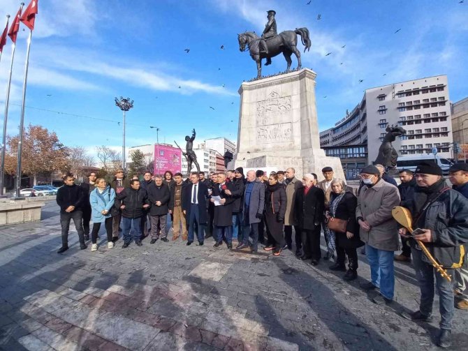 Türkiye Türklerindir Birliği’nden Anayasa’dan Türk İfadesinin Çıkarılması Söylemlerine Sert Tepki