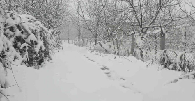 Kahramanmaraş’ta Kar Yağışıyla Bazı Bölgeler Beyaza Büründü
