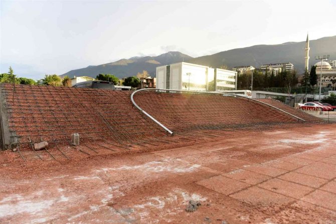 Başkan Yılmaz’dan Gençlere Skate Park