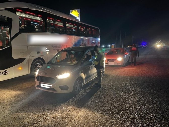 Jandarma Ekiplerinden Şok Uygulama