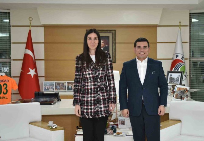 Ak Parti Genel Başkan Yardımcı Karaaslandan, Tütüncüye Ziyaret