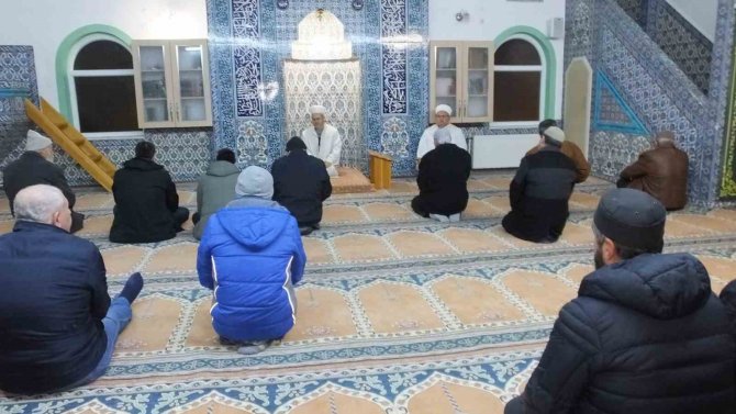 Balıkesirde Sabah Namazı Buluşmaları Devam Ediyor