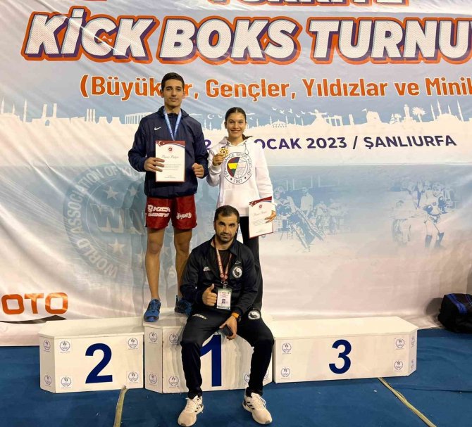 Tuncelili Sporcular, Turnuvadan Madalyalar İle Döndü