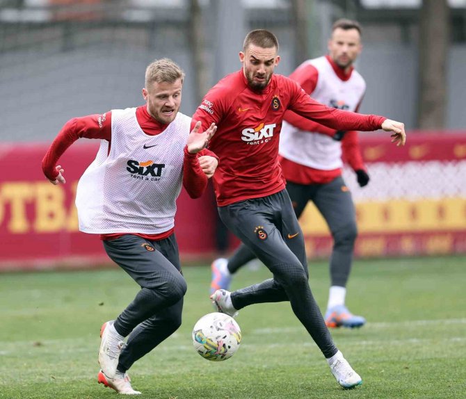 Galatasaray, Ümraniyespor Maçın Hazırlıklarına Başladı
