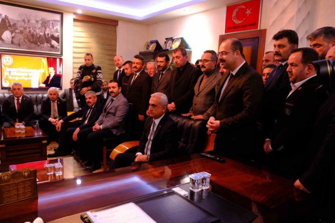 İ̇çişleri Bakanı Soylu’dan Tosya Belediyesine Övgü: "Tebrik Ediyorum"