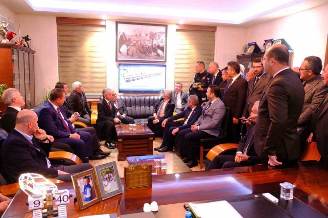 İ̇çişleri Bakanı Soylu’dan Tosya Belediyesine Övgü: "Tebrik Ediyorum"