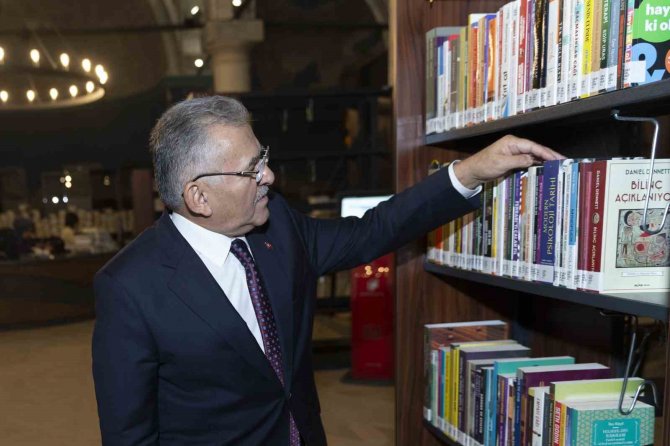 Büyükkılıç’ın Kültür Ve Edebiyata Kitap Sayısı 40’ı Aştı