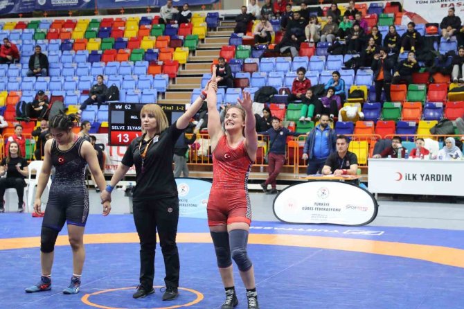 Köyceğizli İ̇lyasoğlu 62 Kgda Türkiye Şampiyonu Oldu