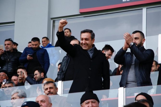 Muhsin Dere: "Çorum Ve Taraftarlarımız Şampiyonluğu Hak Ediyor"