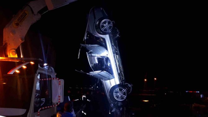 Alkollü Sürücünün Kullandığı Otomobil Dereye Uçtu: 2 Ölü, 2 Yaralı