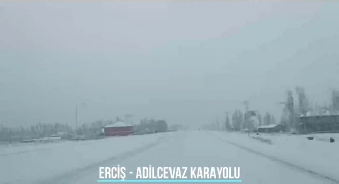 Van Polisi Yol Durumunu Çektiği Video İle Sürücüleri Bilgilendirdi