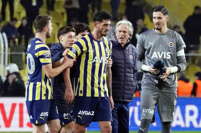 Spor Toto Süper Lig: Fenerbahçe: 5 - Kasımpaşa: 1 (Maç Sonucu)