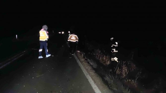 Kaza Sonrası Zifiri Karanlıkta Ceset Ve Yaralı Aradılar