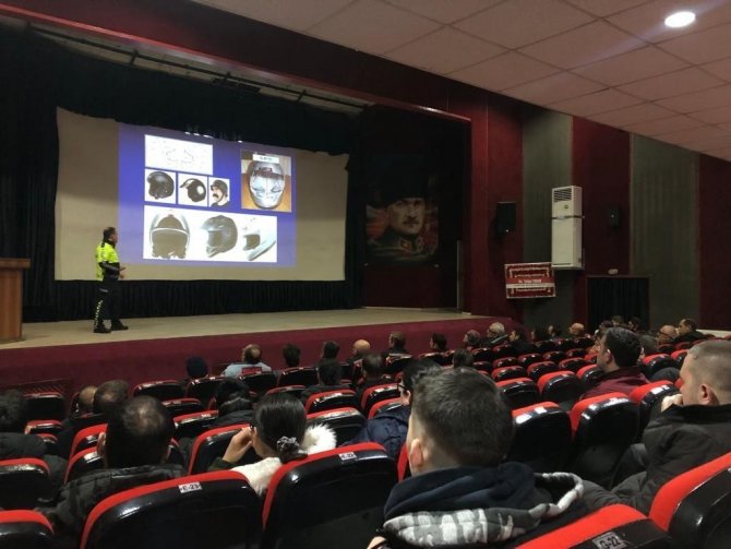 Bandırma’da Güvenli Motosiklet Sürüş Semineri Düzenlendi