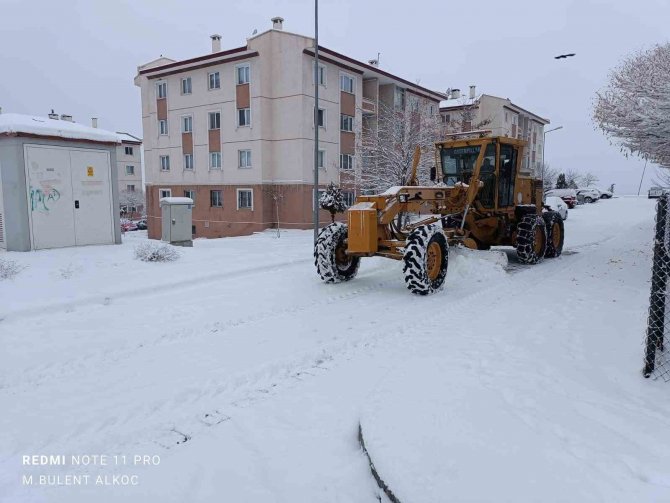 Erciş’te Kar Temizleme Çalışması
