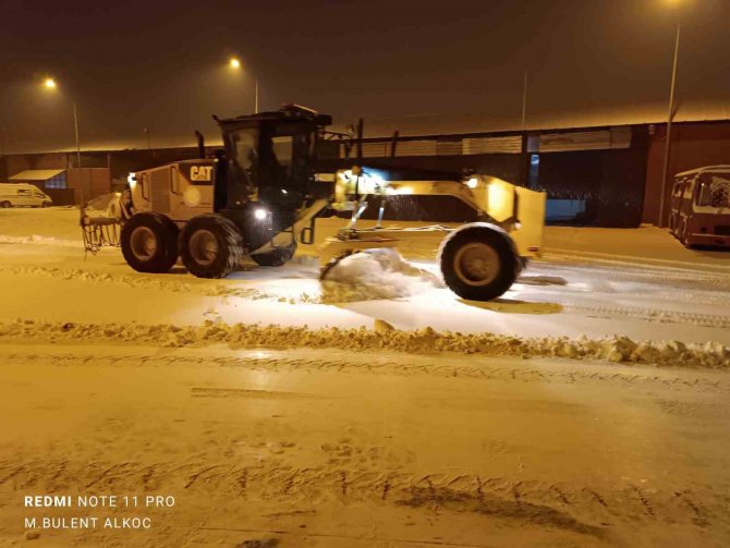 Erciş’te Kar Temizleme Çalışması