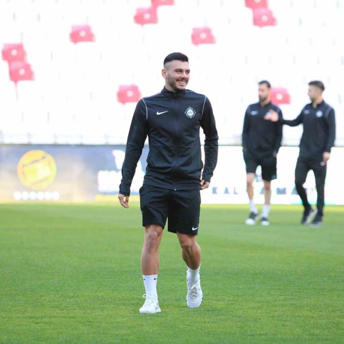 Altaylı Eren, Asistleriyle Dikkat Çekiyor