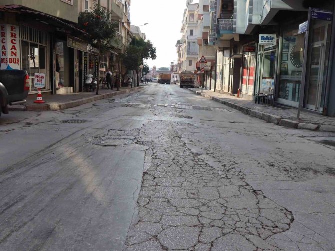 Nazilli’de Ziya Gökalp Caddesi Yenileniyor