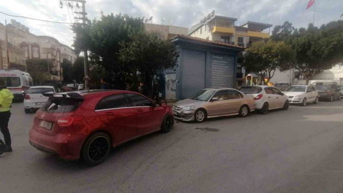 Arka Arkaya Yaşanan Kazalarda Motokuryeler Kask Sayesinde Ölümden Döndü