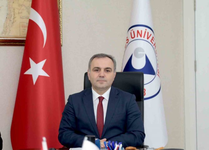 Erü’de Ar-ge Stratejisi Üst Kurulu İ̇lk Toplantısını Gerçekleştirdi