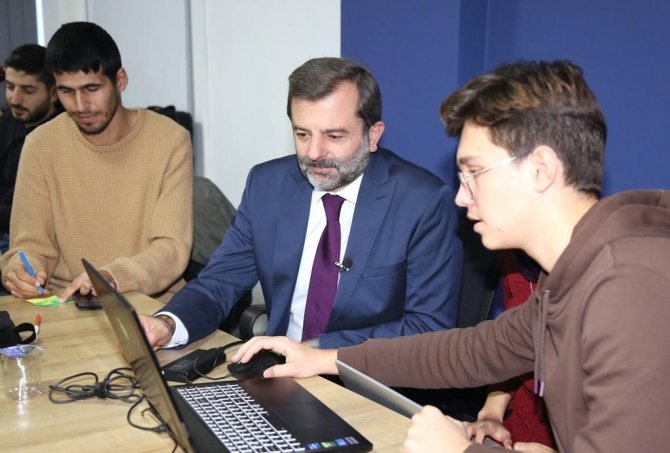 Gürsu’da Gençlere Yeni Bir Kapı Açılıyor