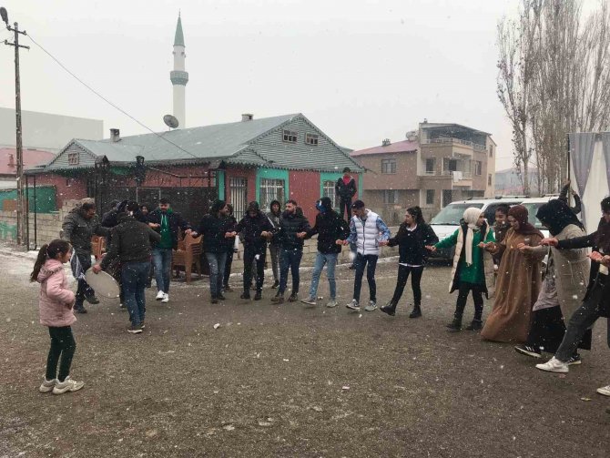 Iğdır’da Kar Altında Düğün