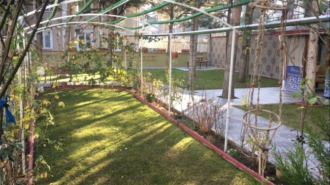 Isparta’da Bu Camiye Giren Çıkamıyor