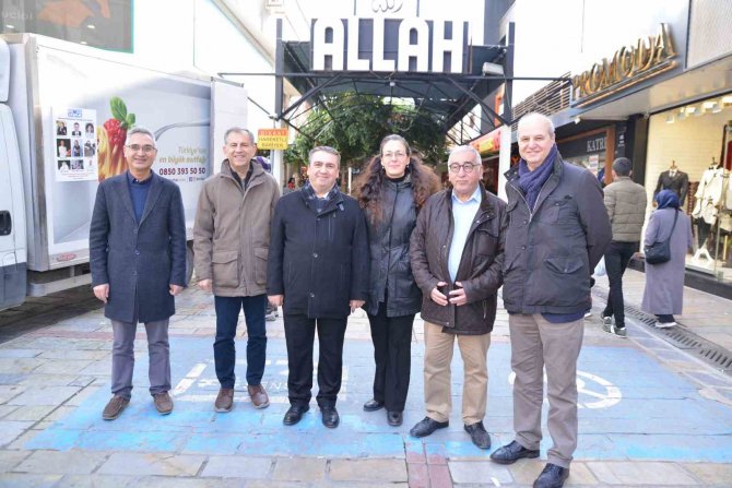 "Bir Ömür Ekonomi Yazanlar"a Vefa Zamanı