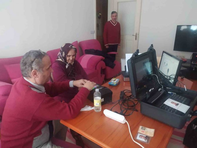 Karabük’te "Gezici Kayıt Terminali" Uygulaması