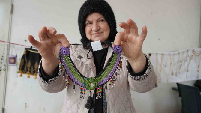 Maharetli Kadınlar Üretip Kazanıyor