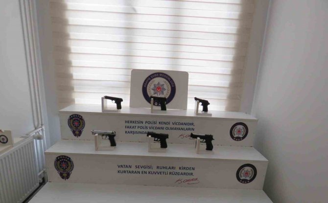 Kocaeli’de 34 Silah Ele Geçirildi