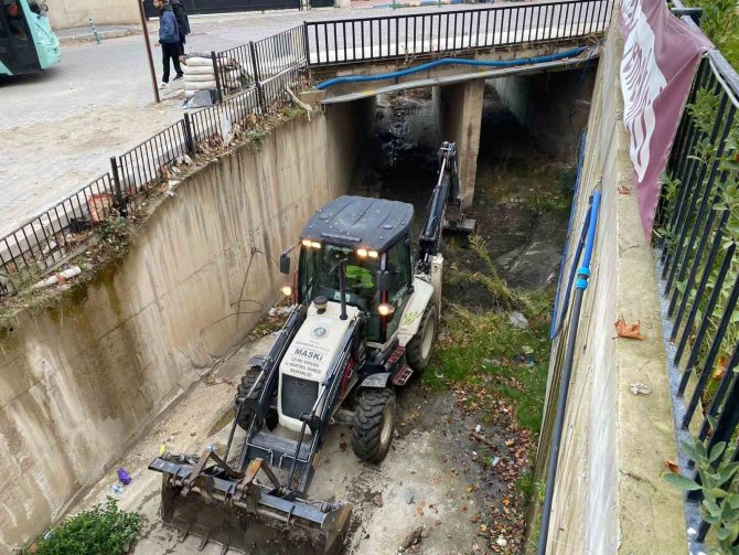 Taşkın Riskine Karşı Dere Temizliği